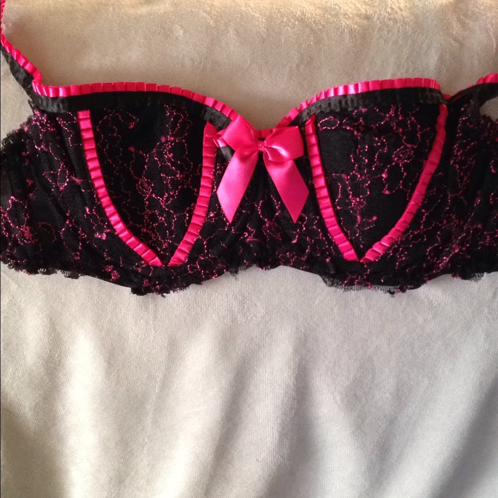 Victoria's Secret lace bra with Satin trim